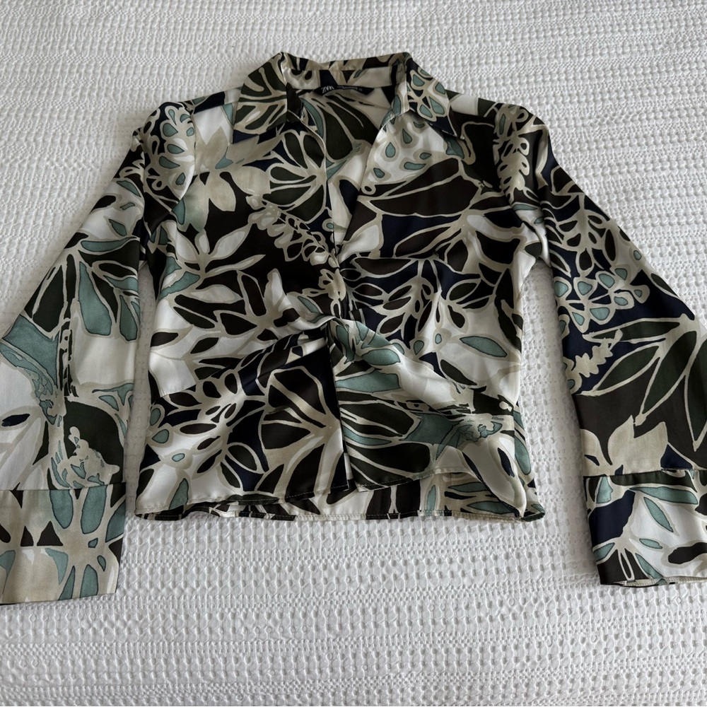 Zara Floral Print Women's Top - Picture 3 of 5